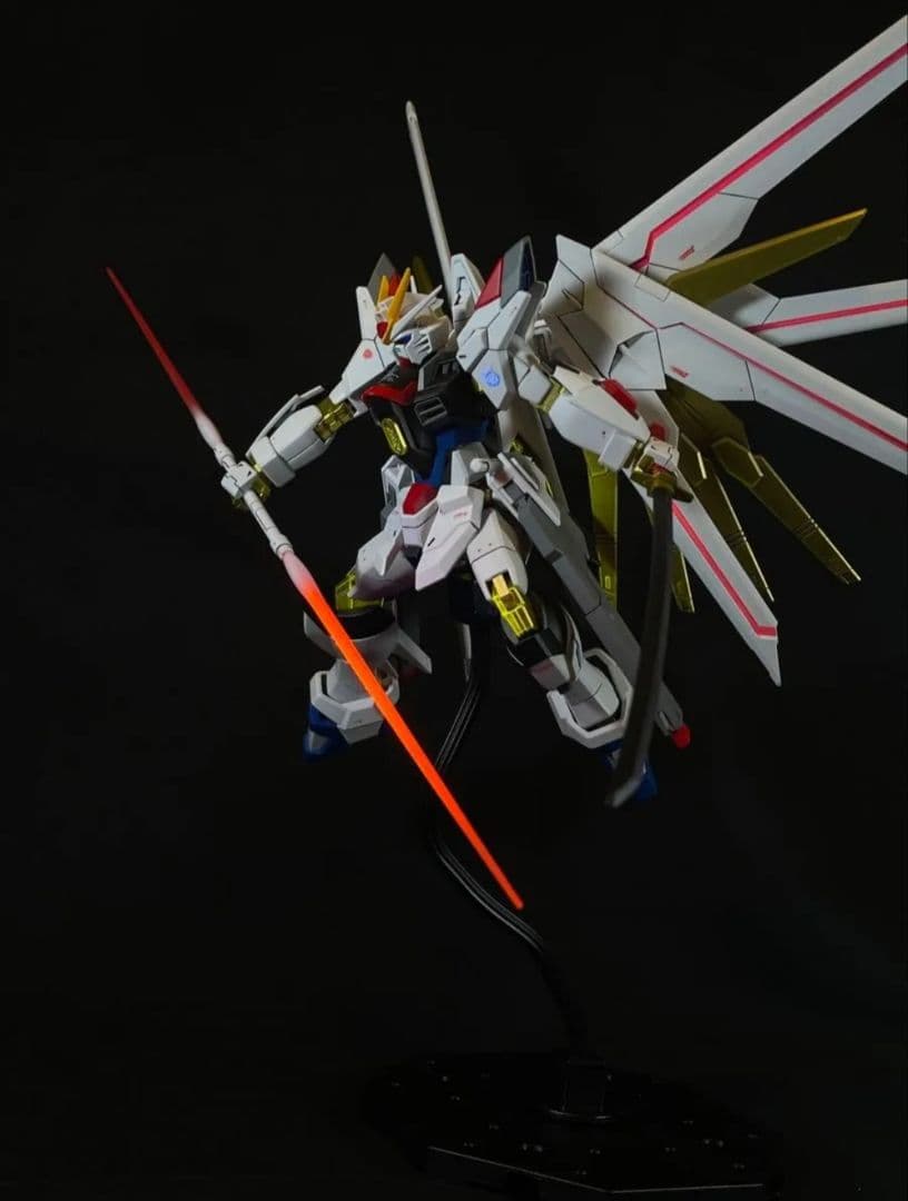 HG　1/144 マイティーストライクフリーダムガンダム　完成品　塗装品