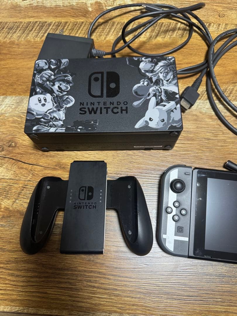 Nintendo Switch スマッシュブラザーズモデル
