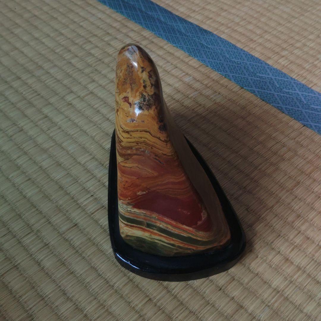 天然石 赤褐色と黄色のストライプ