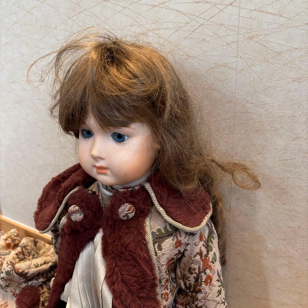 ビスクドール　アンティーク人形