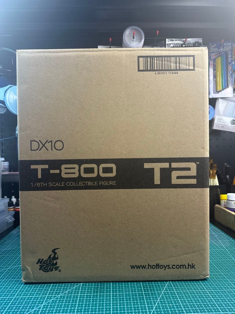 ホットトイズ｜DX10 ターミネーター２ T800