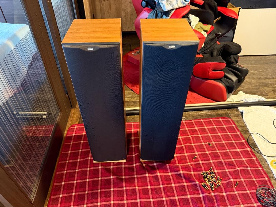 B&W DM603 S2 シリアル連番 バナナプラグ、インシュレーター、板付