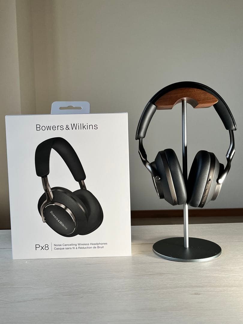 【即日発送可】Bowers&Wilkins Px8 ブラック スタンド付属