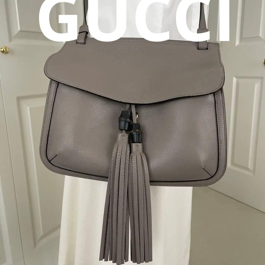 GUCCIの使い勝手の良い肩掛けバック 美品