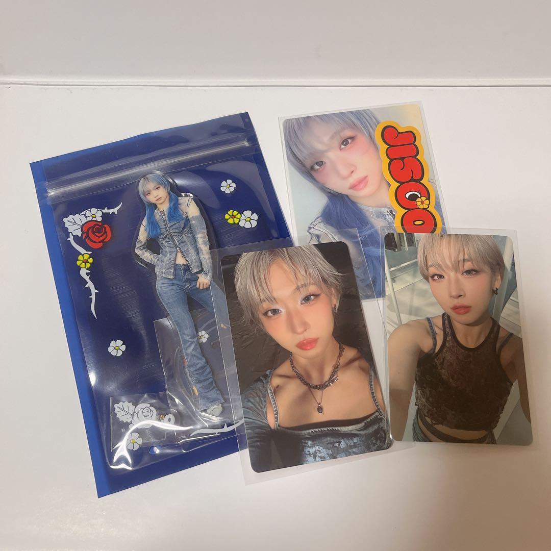 JISOO アクスタ フォトカ トレカ 匿名発送