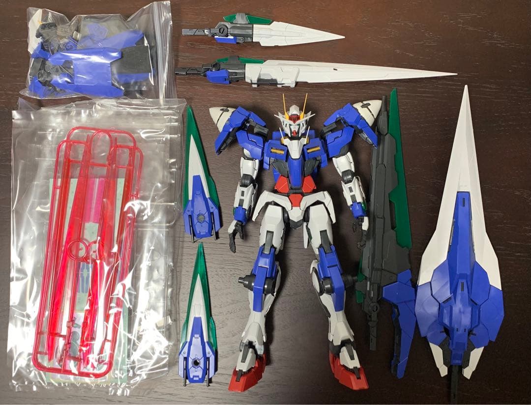 PG 1/60 ダブルオーガンダムセブンソード/G (組み立て済みガンプラ)