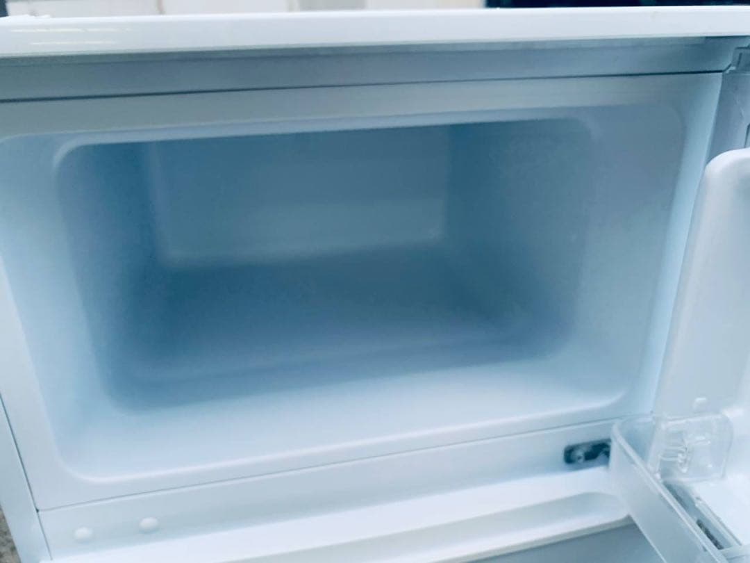 ♻️YAMADA ノンフロン冷凍冷蔵庫 YRZ-C09B1