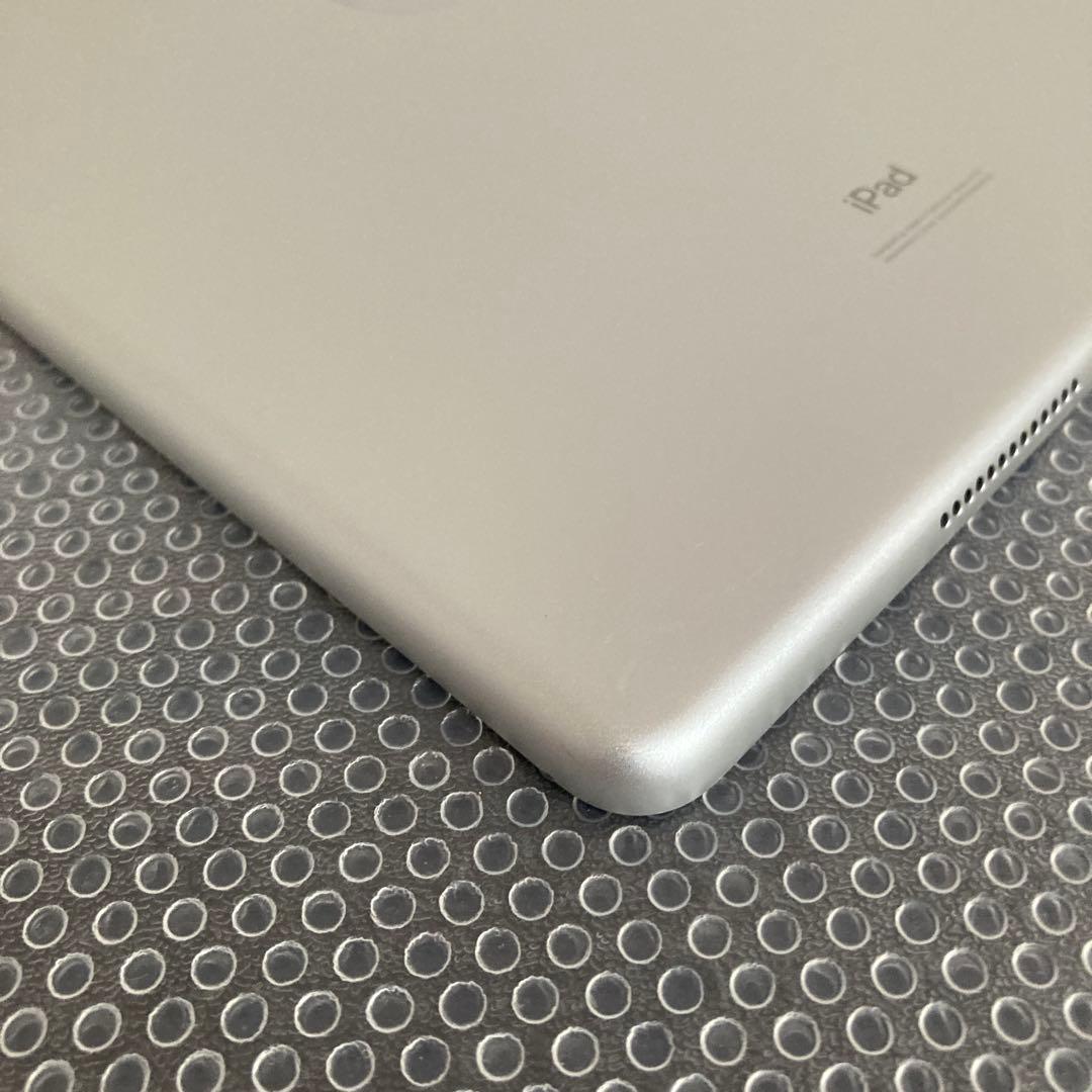 3041 美品☆電池最良好☆iPad7 第7世代 128GB WIFIモデル☆