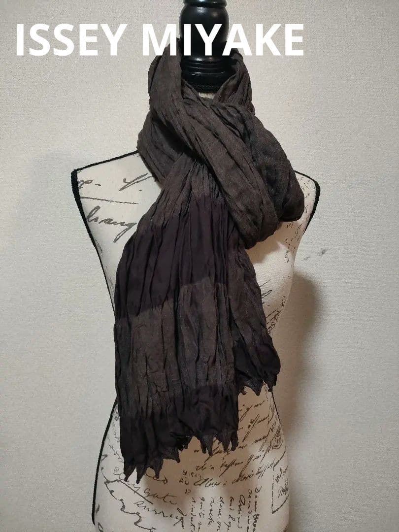 j4 イッセイミヤケ　フェット　マフラー　ストール　プリーツ