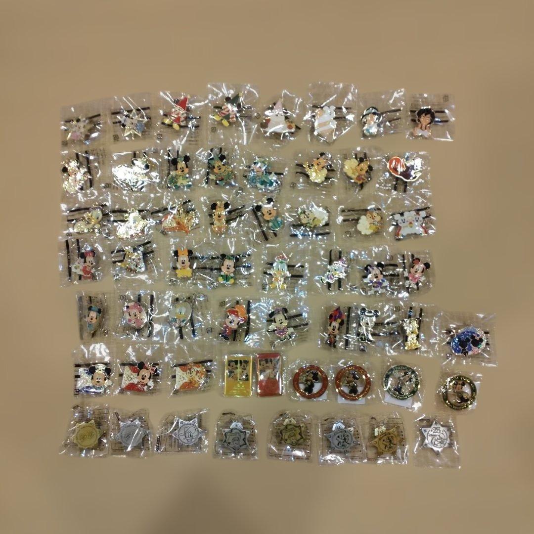 ディズニーリゾート ゲーム景品 ピンバッジなど 58点