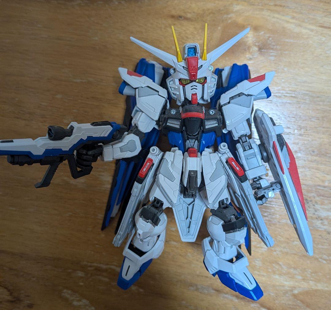 νガンダム　Hi-νガンダム　フリーダムガンダム　ガンダムバルバトス　ブラック