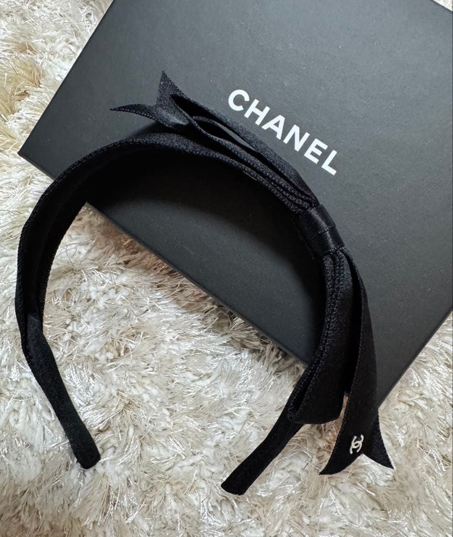 piroz★CHANEL(シャネル)☆美品 リボンカチューシャ ブラック