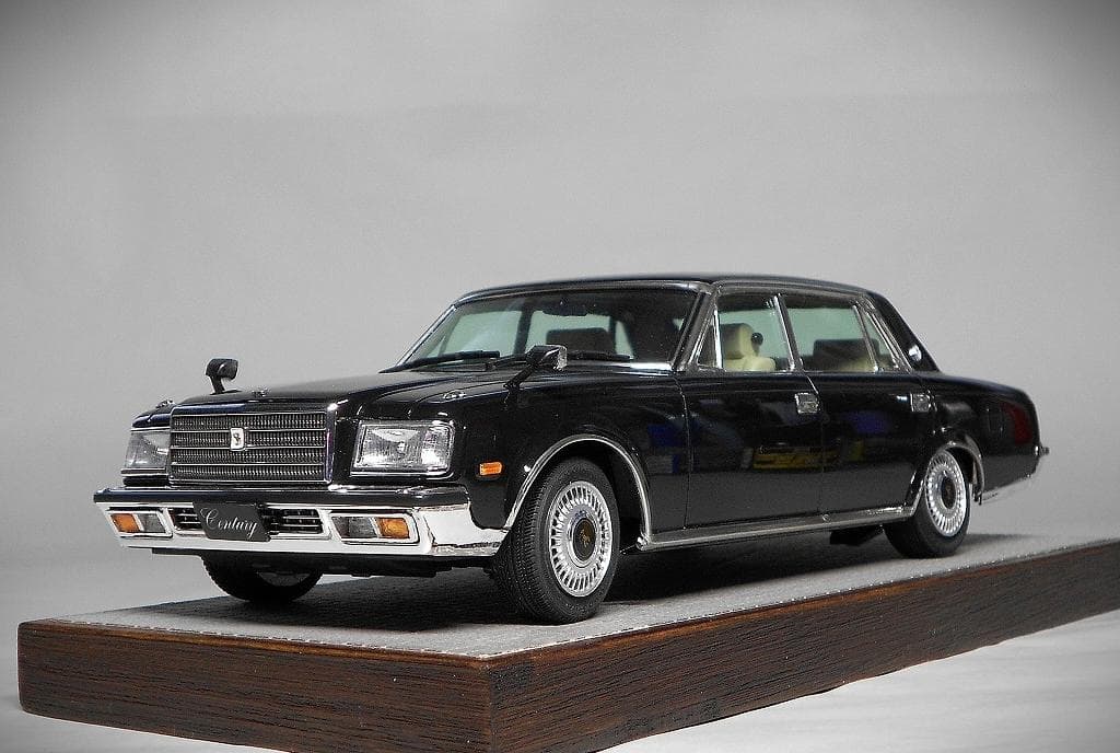 アオシマ　トヨタセンチュリー　VG45