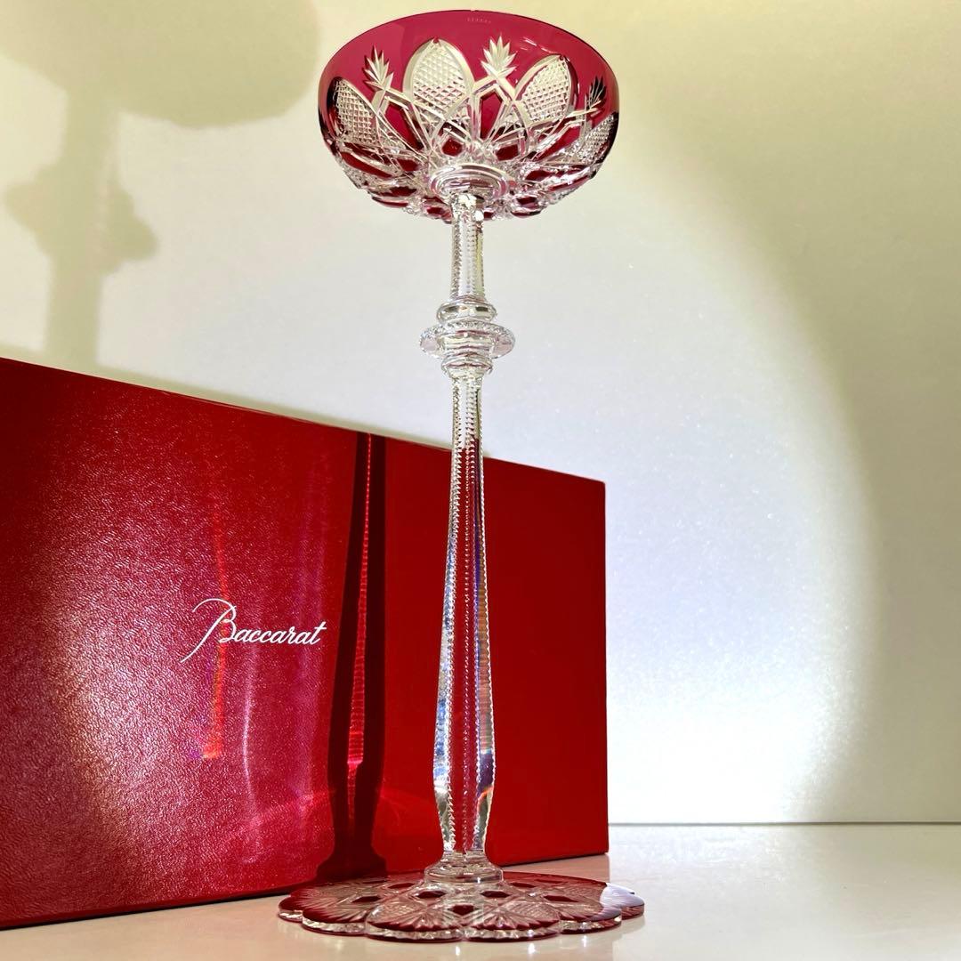 バカラ最高級シリーズ　ツァーシャンパンクープ　（赤）共箱　高さ27.2㎝