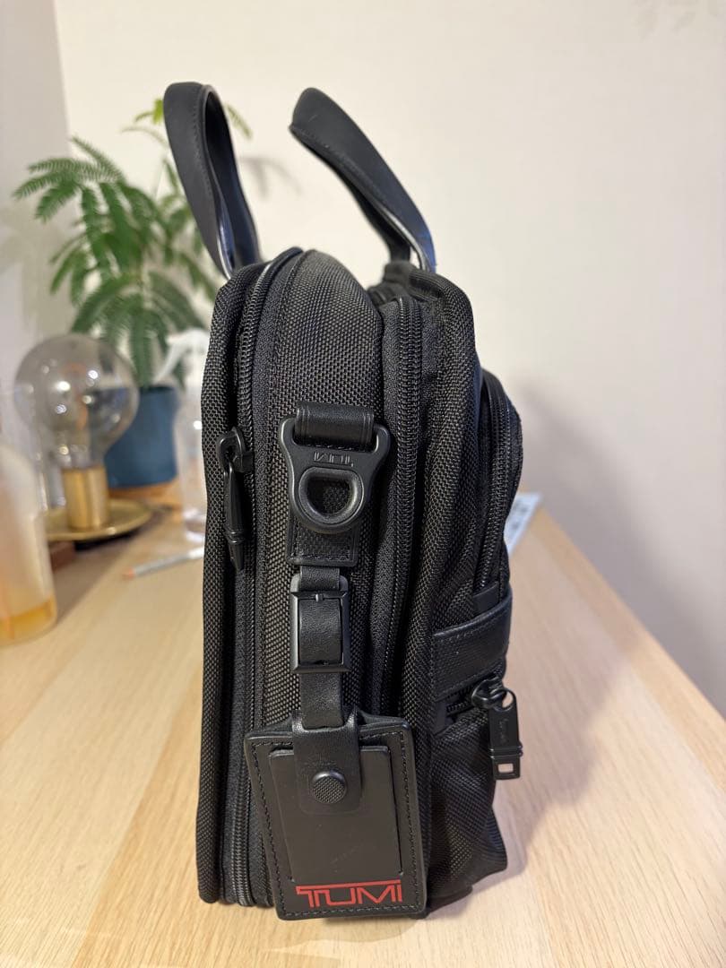 TUMI アルファ2 オーガナイザー ポートフォリオ ブリーフ ビジネスバッグ