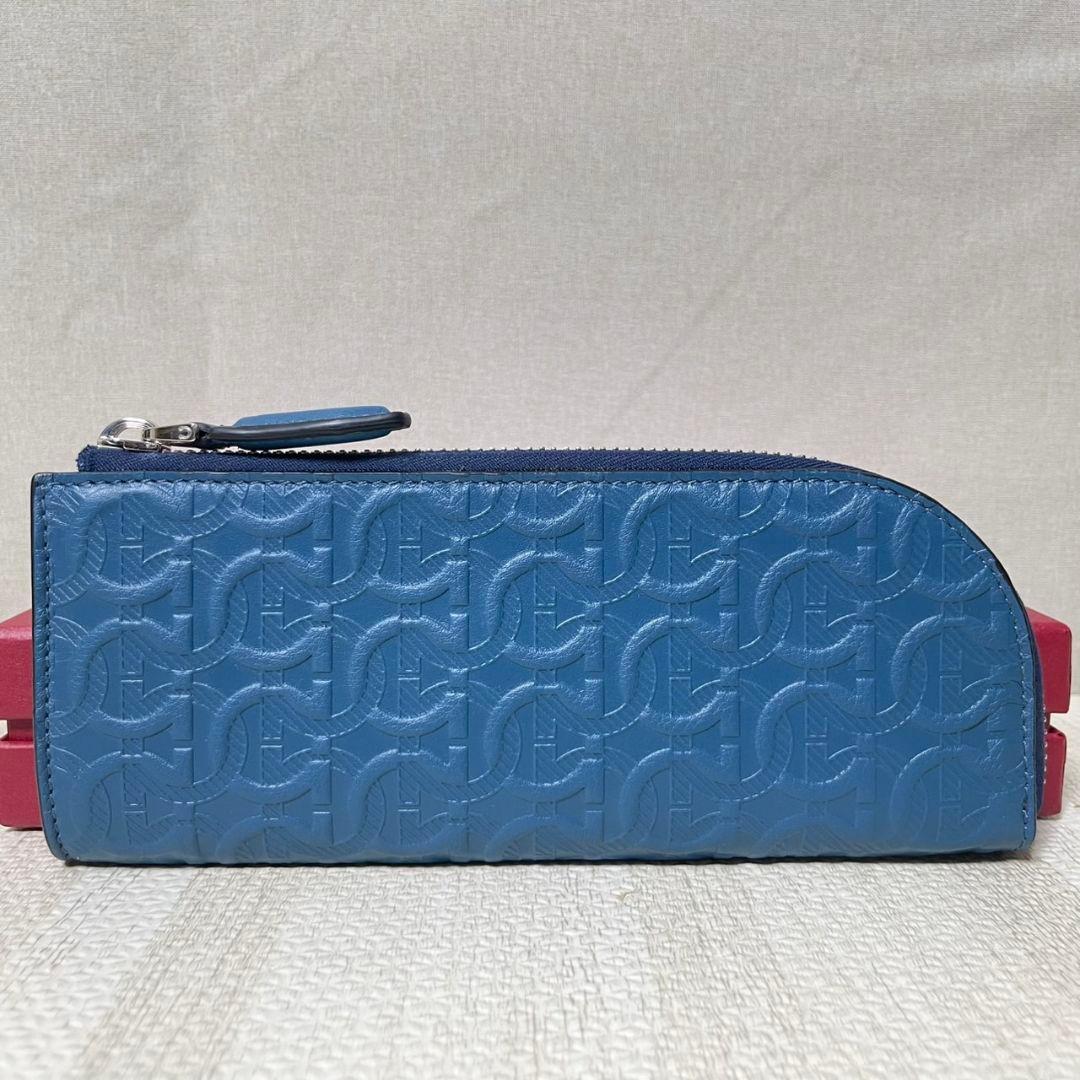 未使用 フェラガモ ガンチーニ 型押しレザー ペンケース ポーチ