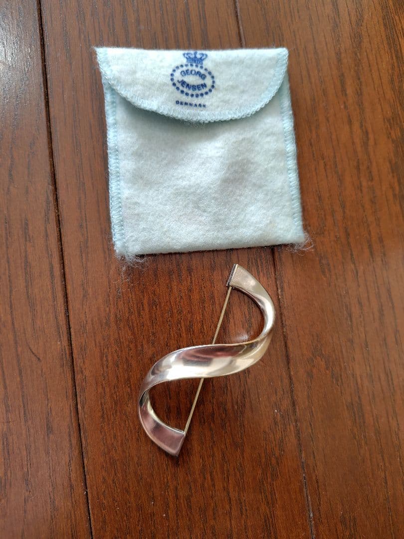 【美品】e  ハンス・ハンセンヴィンテージブローチ