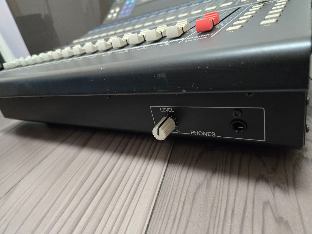 【YAMAHA】ヤマハ卓上デジタルミキサーLS9-16