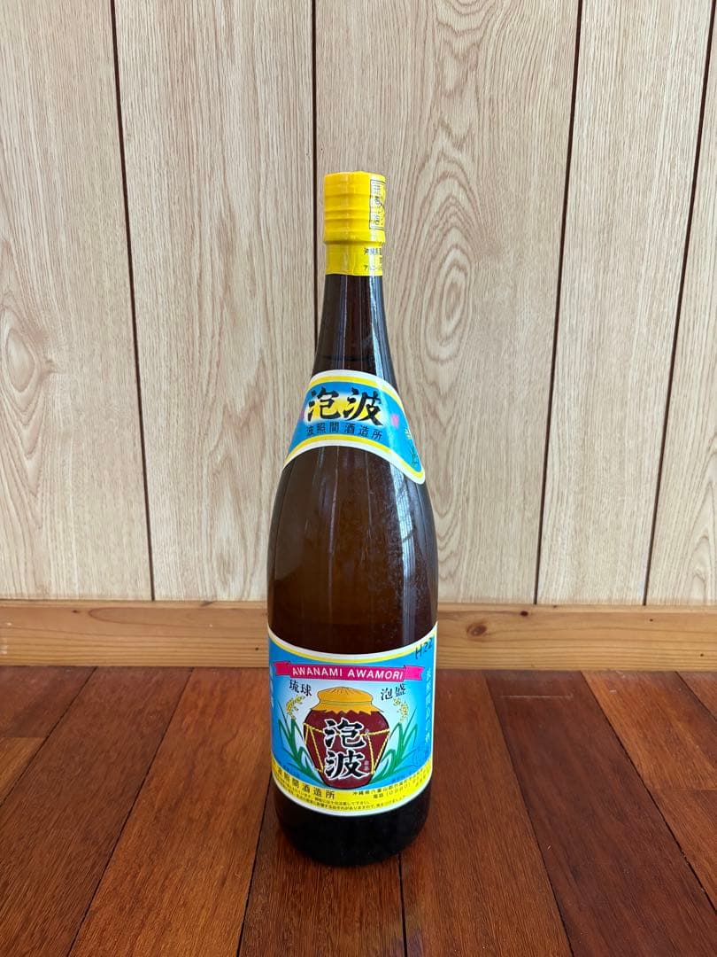 【未開封】古酒　波照間泡波　一升　度数30度　一本
