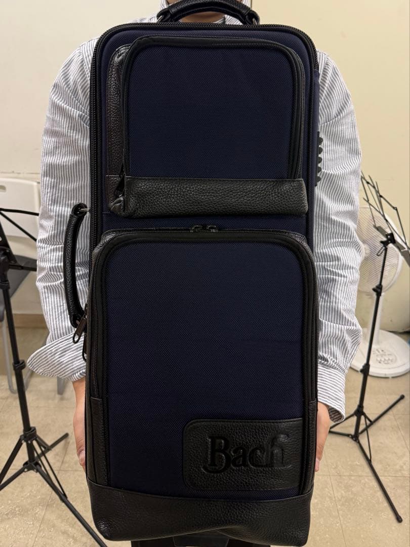 Bach 新トランペットケース※30分後値段元に戻します。