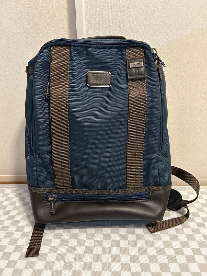 TUMI トゥミ　ネイビー　ビジネスリュック