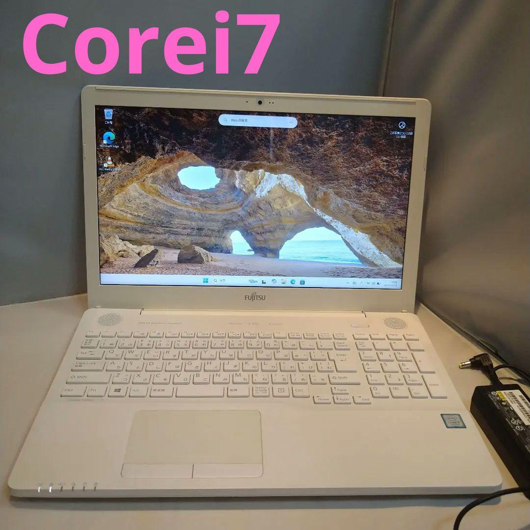 Fujitsu 白いノートPC Core i7 15.6㌅　テンキー 美品
