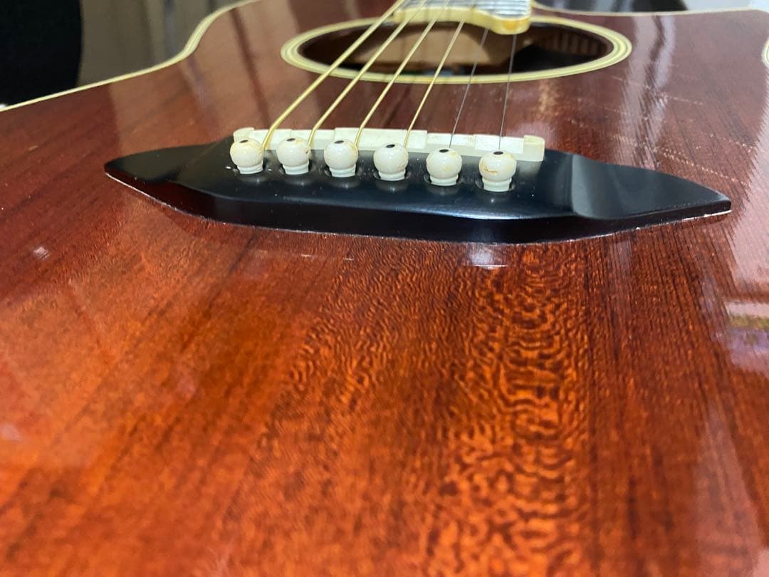 アコースティックギター　tokai