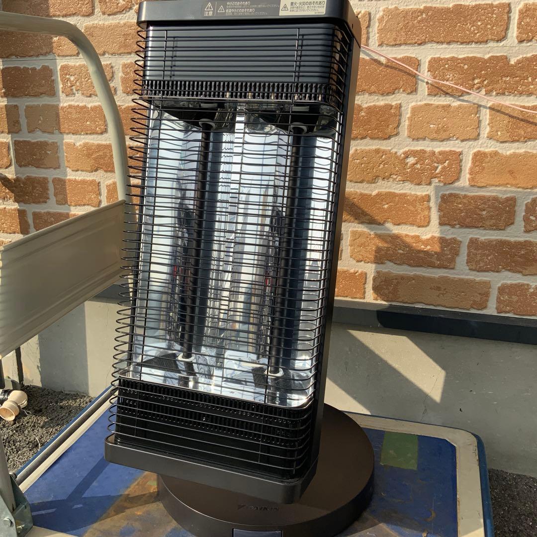 DAIKIN ダイキン　セラムヒート　2022年　ERFT11ZS