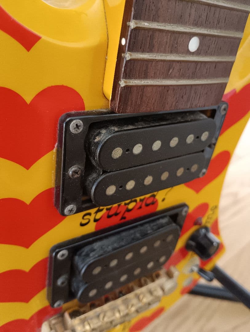 BURNY FERNANDES イエローハートYH-JR　hide アンプ内蔵