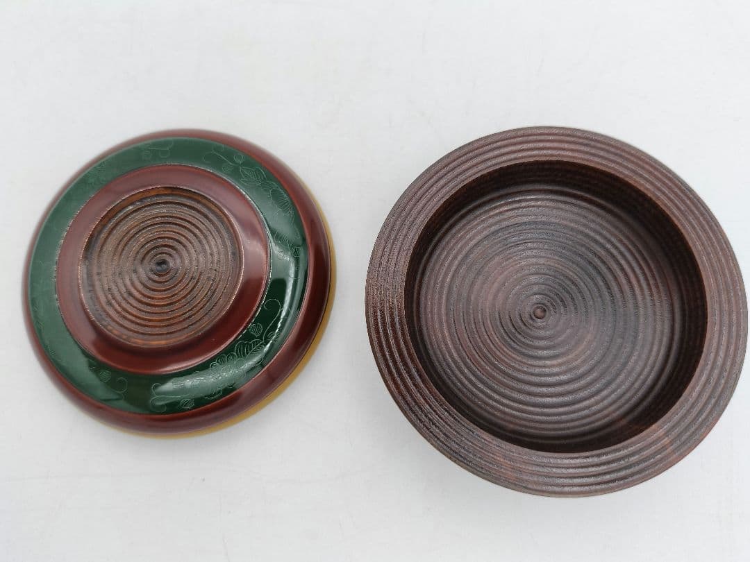 b821 【新品・未使用】香合 玄々斎好 独楽 道場宗廣 木箱 茶道具