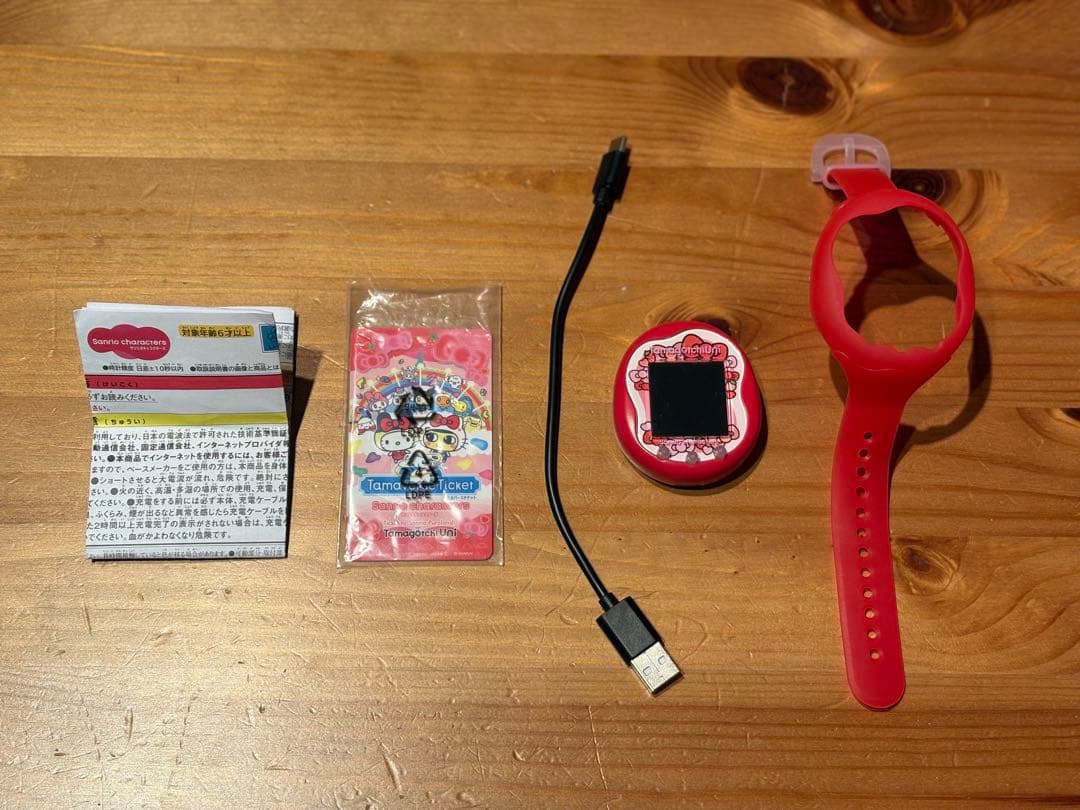 たまごっちUni Sanrio characters サンリオ