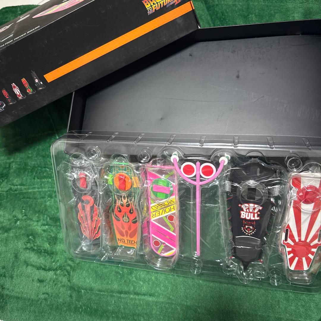 バックトゥザフューチャー1/6 Magnetic Floating ホバーボード