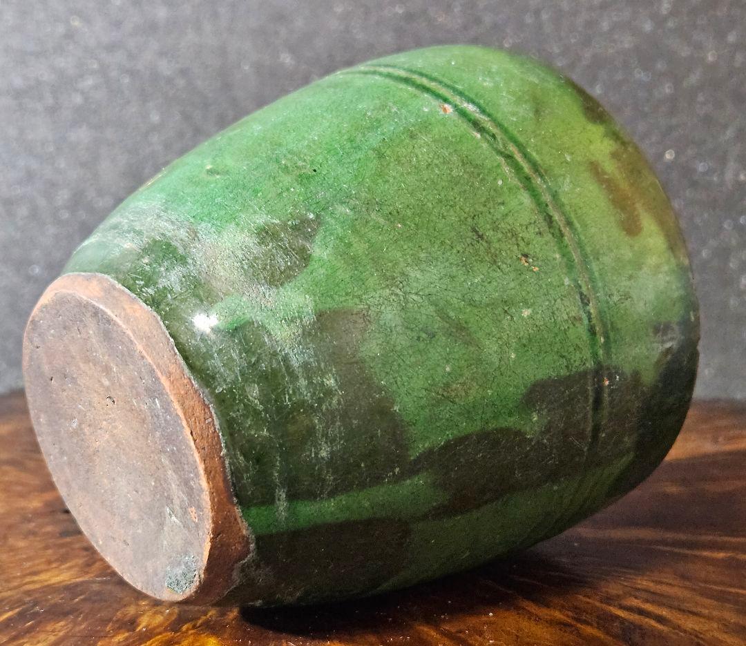 中国古美術　中国古陶磁器　古玩　遼時代　遼緑釉　緑交趾　陰刻輪線文様　小壺　罐