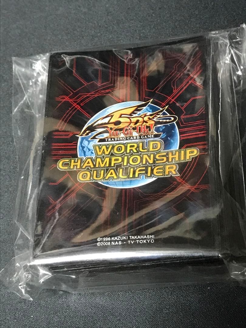 遊戯王　公式　WCQ2011 赤 スリーブ 80枚 未開封