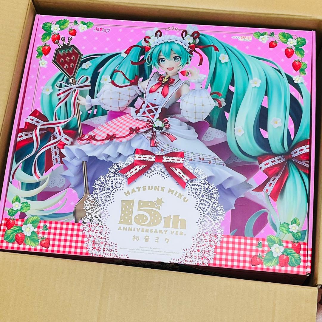 初音ミク 15th Anniversary Ver. 1/7 フィギュア