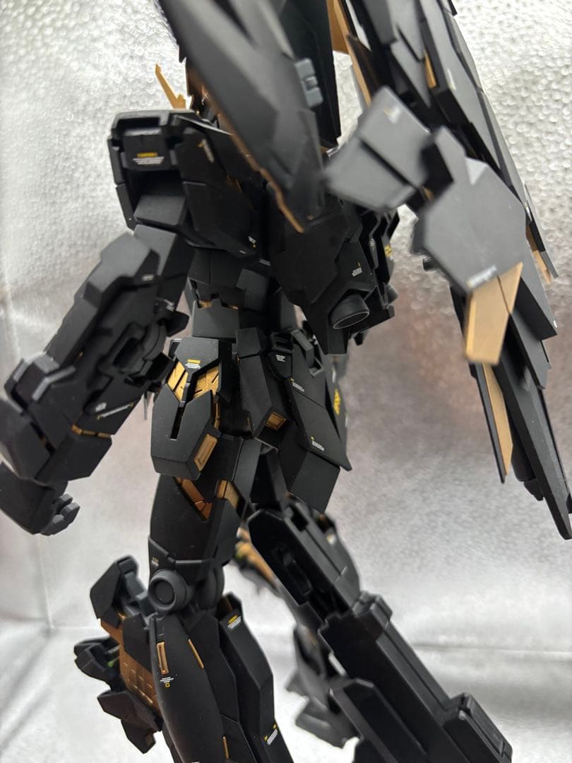 ＭＧ 1/100 ユニコーンガンダム2号機 バンシィ・ノルン 塗装済み完成品