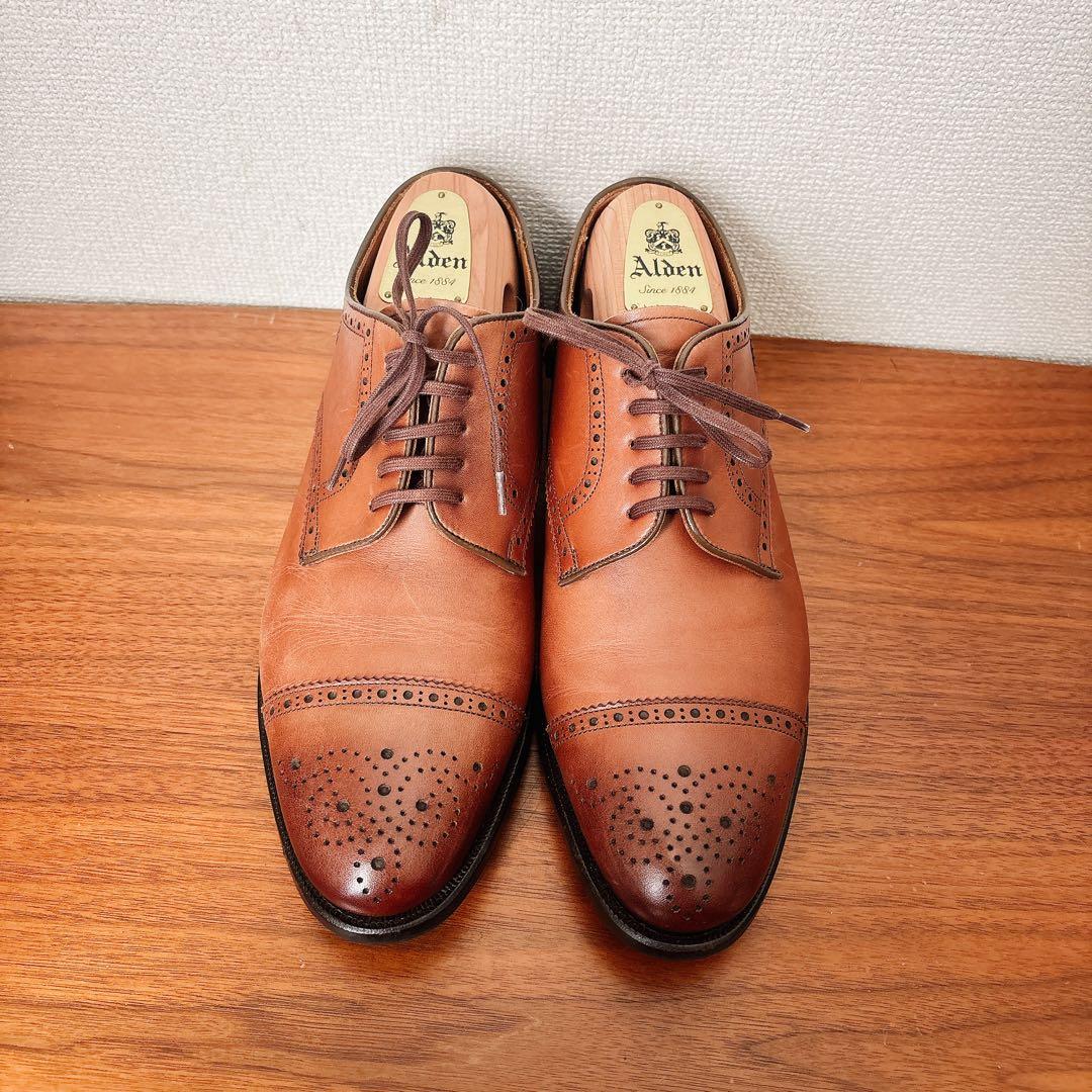 美品 REGAL 外羽根 メダリオン ストレートチップ ブラウン 25㎝