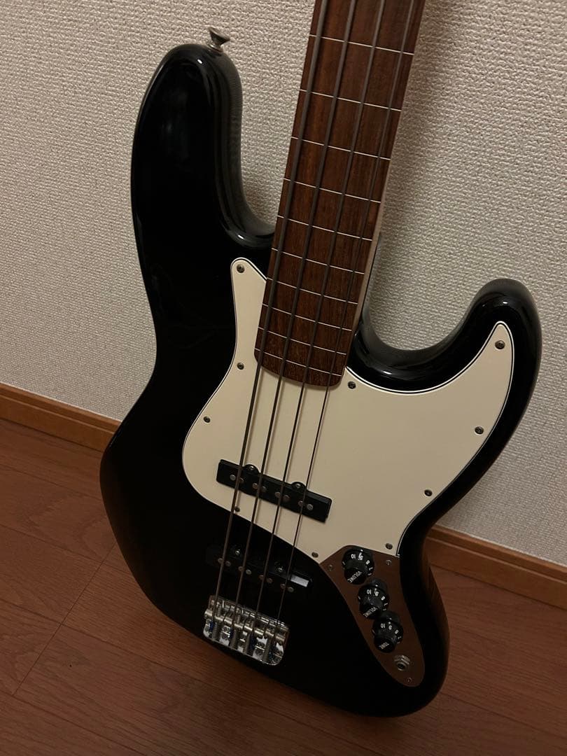 Fender Mexico Standard Jazz Bass フレットレス