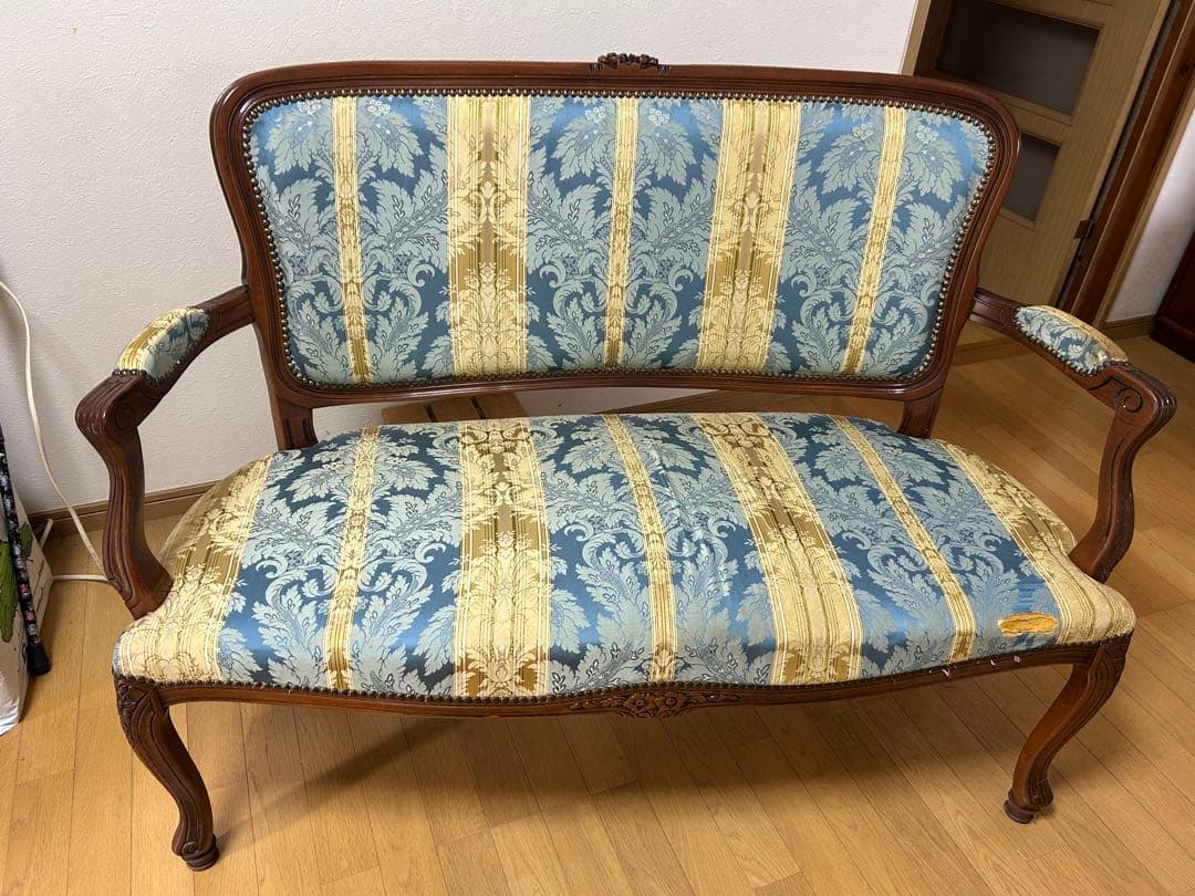 【送料込み！】【たのメル便】【訳あり】アンティーク風　猫脚ソファー