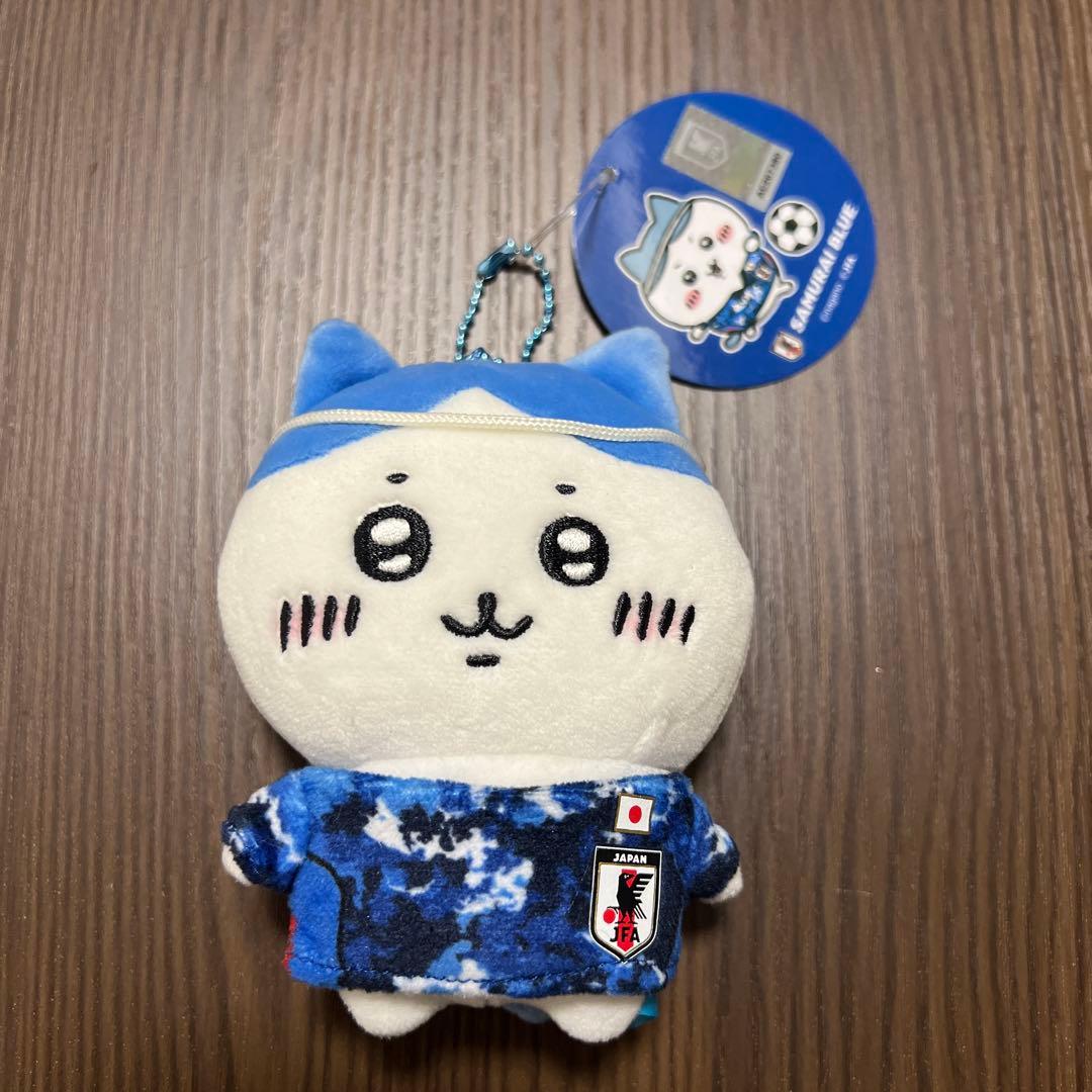 ちいかわ　サッカー　日本代表　マスコット　ハチワレ