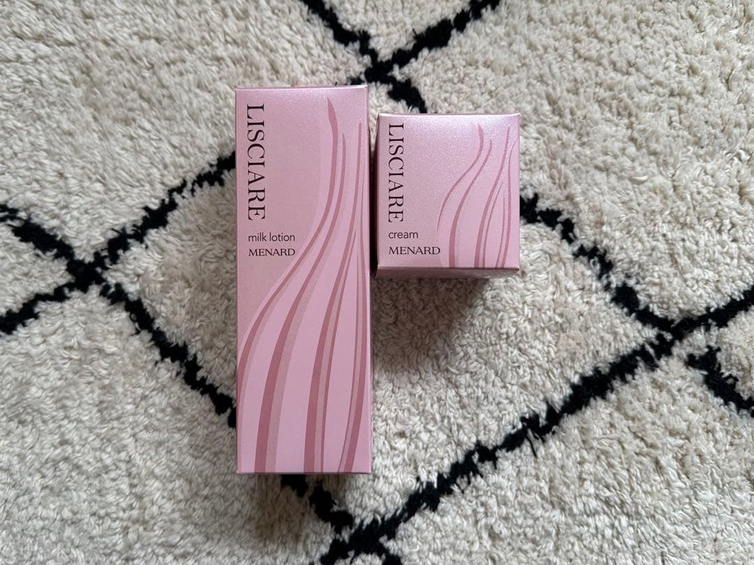 メナードリシアルミルクローション&エモリエントクリーム2点セット