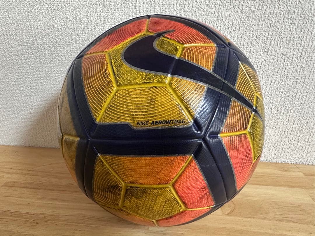 Nike オーデム4 サッカーボール サイズ5 クオリティプロ 公式 ナイキ