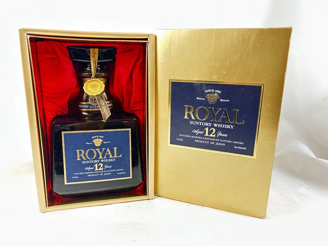 未開栓 サントリー ローヤル プレミアム12年 青ラベル 720ml 箱入り