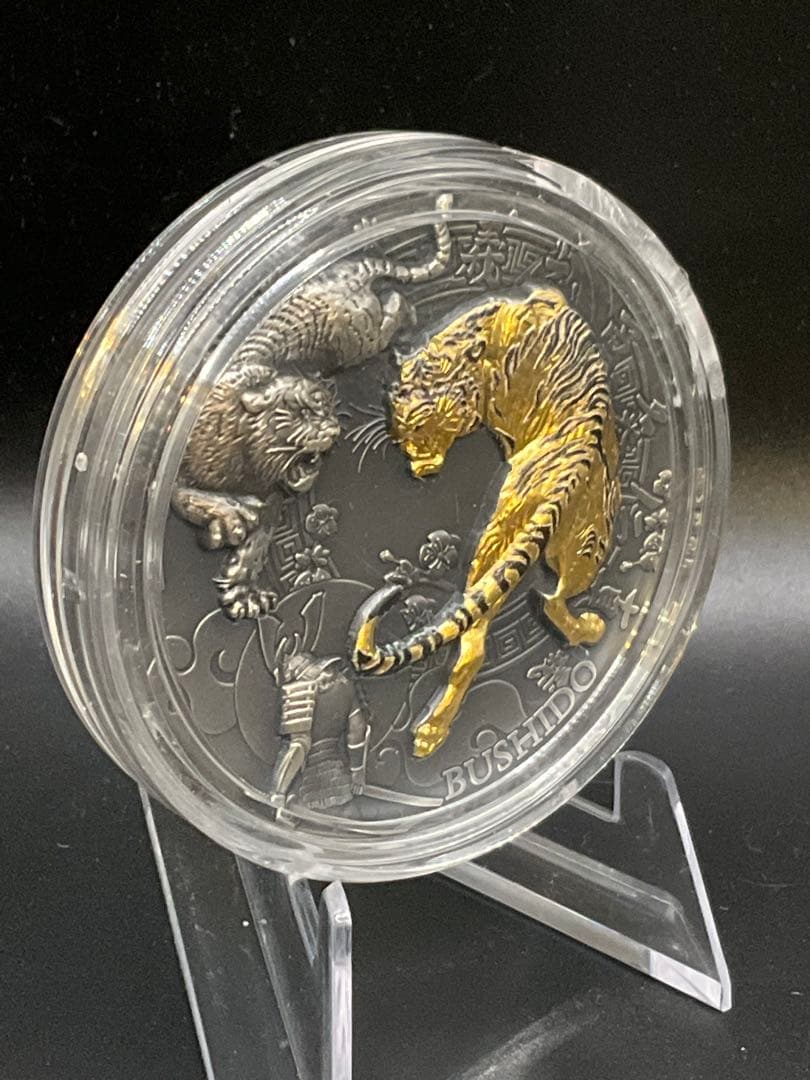 （訳アリ）2021年ニウエ　武士道　2オンス純銀（アンティーク仕上げ）