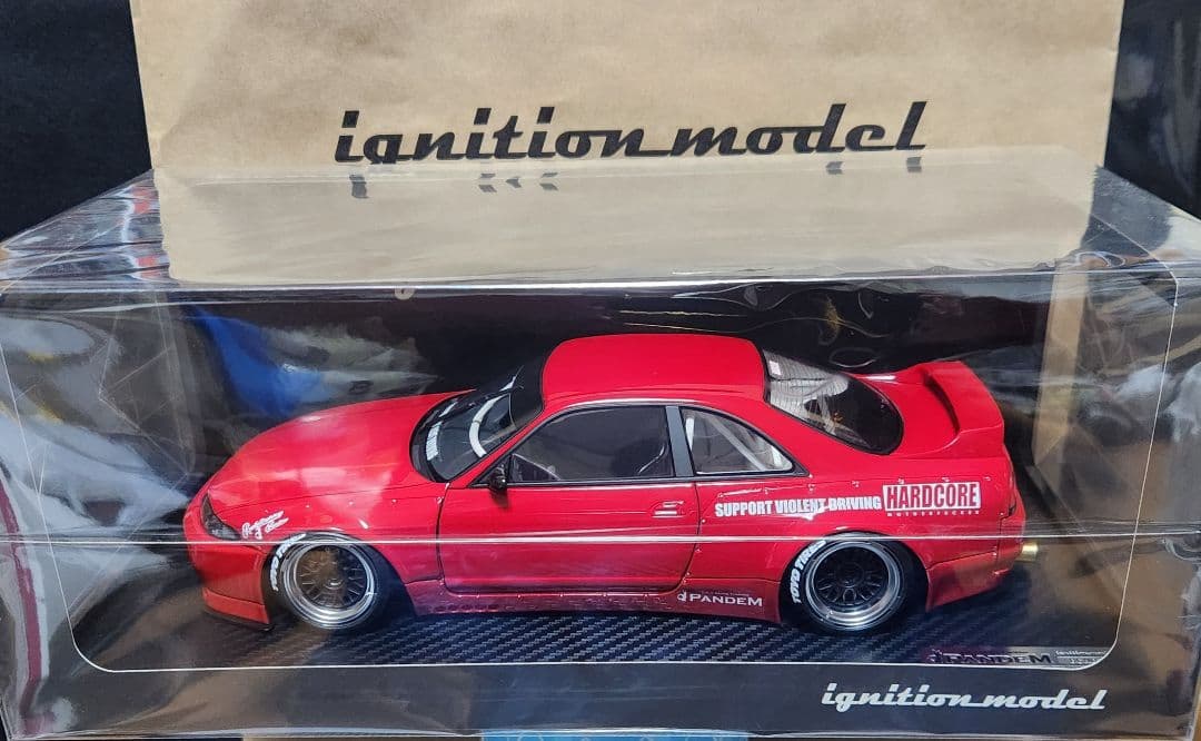 イグニッション PANDEM GT-R BCNR33 IG3028 1/18