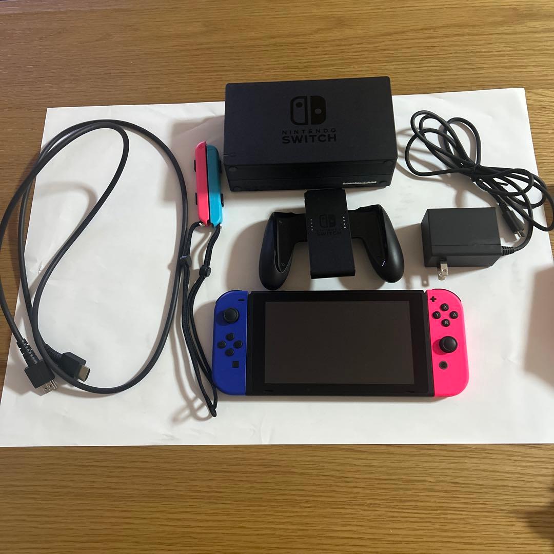 使用回数少なめ　Nintendo Switch 本体 ブルー/ネオンピンク
