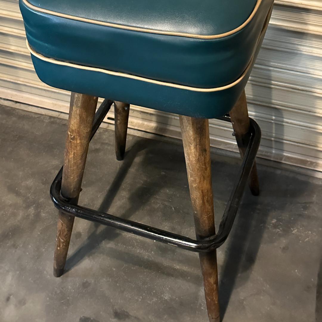 ヴィンテージ レトロ 木製脚ハイスツール バースツール 古家具 カウンターチェア
