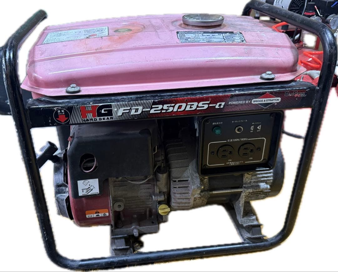 ダイシン　発電機　2400w FD-250BS-a