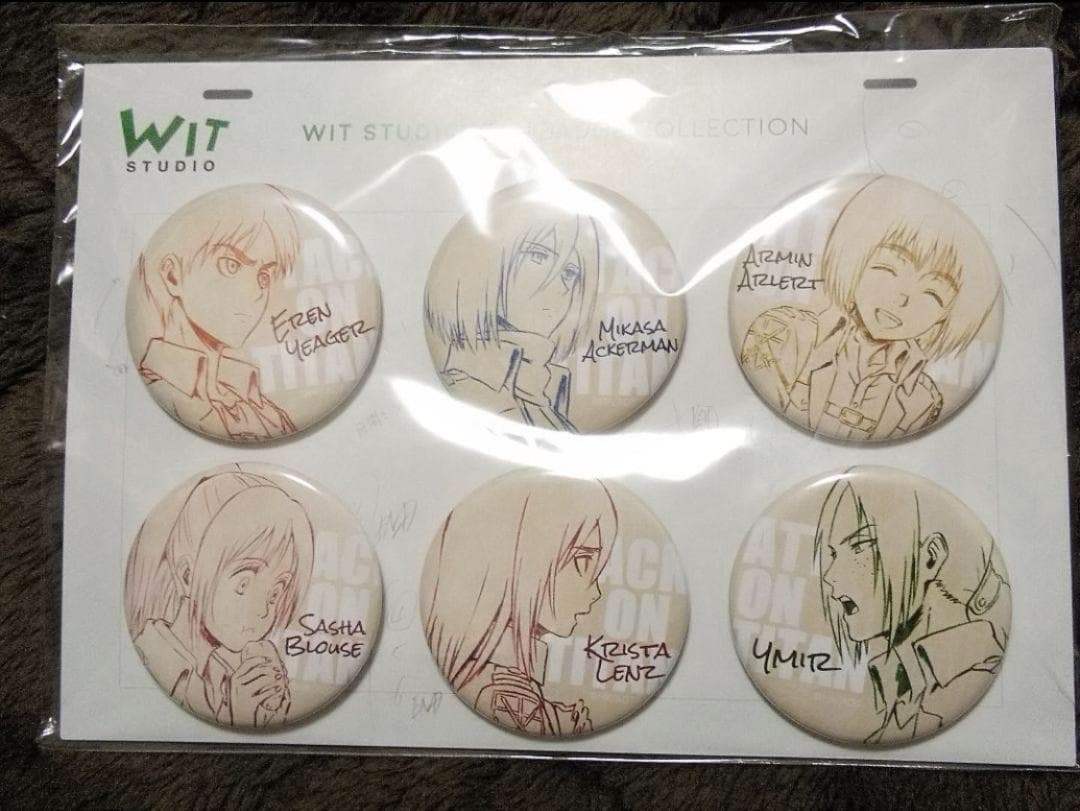 WIT 缶バッジコレクション　進撃の巨人　エレン　ミカサ　ヒストリア　ユミル