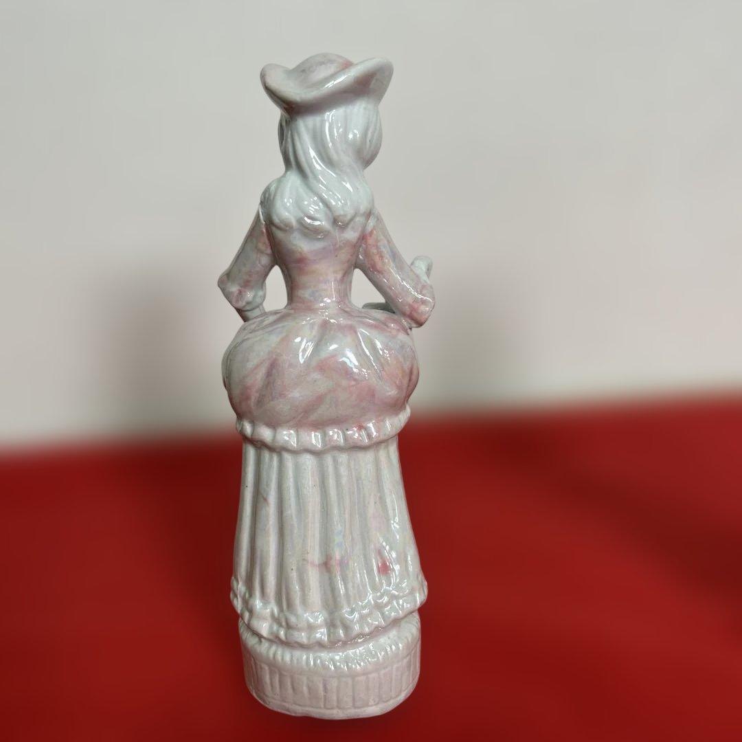 自宅保管品　アンティーク　陶磁器の人形ペア　とても可愛らしいお人形です